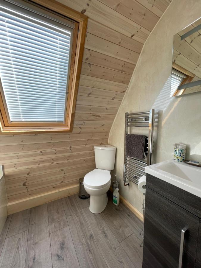 Rabbit Glamping Pod School House Farm Hotell Leighton  Exteriör bild