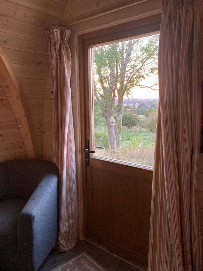 Rabbit Glamping Pod School House Farm Hotell Leighton  Exteriör bild